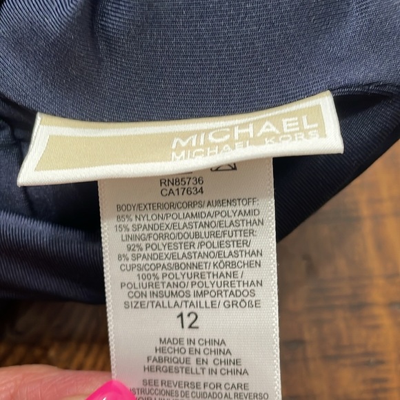 MICHAEL KORS Chain Border Halter One Piece - Picture 10 of 11